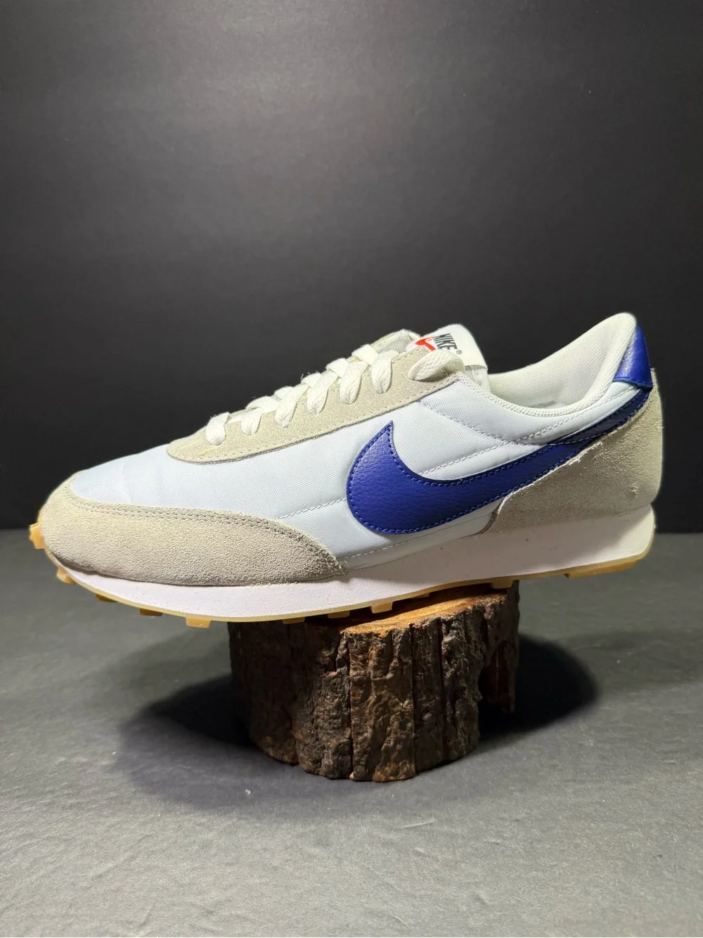 Nike Daybreak Women’s “ Pure Platinum Royal Blue Sneakers Shoe Size- 9